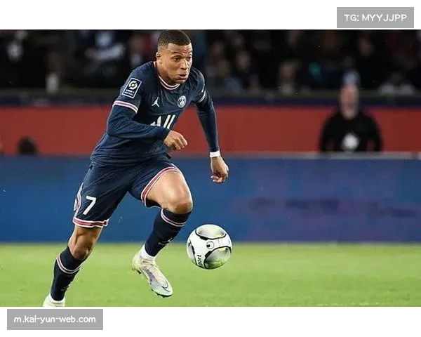 波库远射破门助勒沃库森先声夺人展现冠军级统治力 波库远射破门助勒沃库森先声夺人展现冠军级统治力